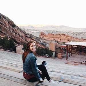 Meet your Posher, Abby